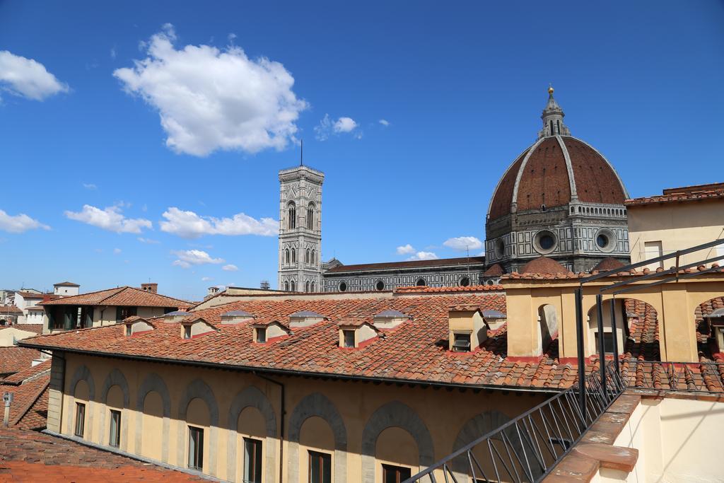 Emozioni Charme Firenze Bagian luar foto